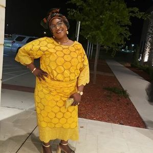 Meet your Posher, Folasade